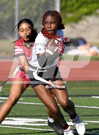 Thumbnail 3 in Bell Gardens @ Downey photogallery.