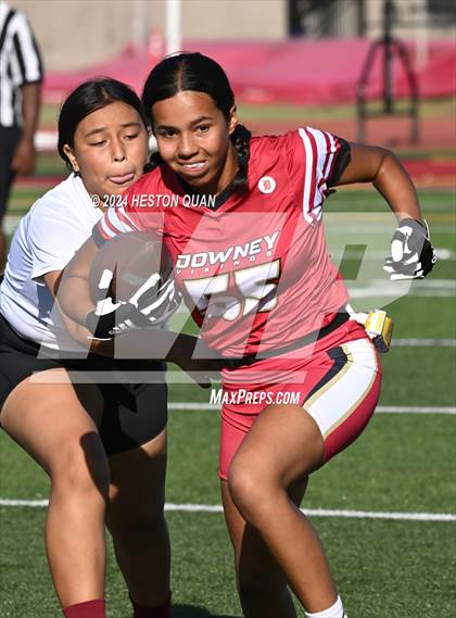 Thumbnail 3 in Bell Gardens @ Downey photogallery.