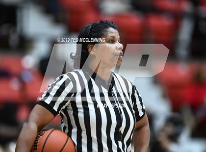 Thumbnail 3 in Parkview vs Wooddale (King Cotton Classic) photogallery.