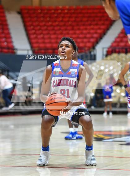 Thumbnail 3 in Parkview vs Wooddale (King Cotton Classic) photogallery.
