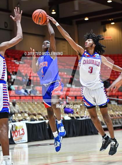 Thumbnail 2 in Parkview vs Wooddale (King Cotton Classic) photogallery.