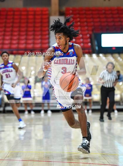 Thumbnail 1 in Parkview vs Wooddale (King Cotton Classic) photogallery.