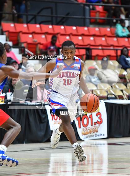 Thumbnail 3 in Parkview vs Wooddale (King Cotton Classic) photogallery.