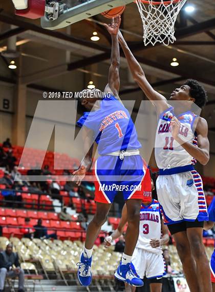 Thumbnail 1 in Parkview vs Wooddale (King Cotton Classic) photogallery.