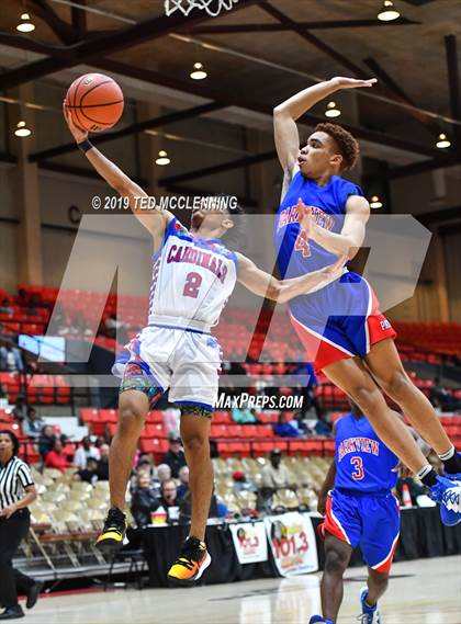 Thumbnail 3 in Parkview vs Wooddale (King Cotton Classic) photogallery.