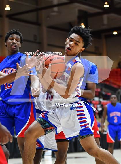 Thumbnail 1 in Parkview vs Wooddale (King Cotton Classic) photogallery.