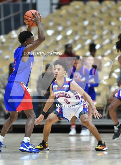 Thumbnail 2 in Parkview vs Wooddale (King Cotton Classic) photogallery.