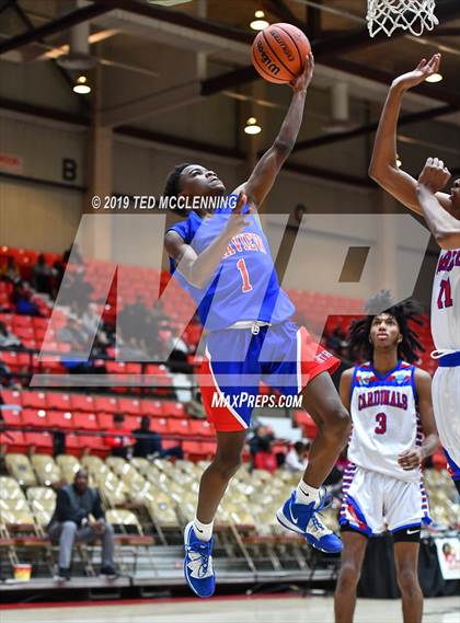 Thumbnail 3 in Parkview vs Wooddale (King Cotton Classic) photogallery.
