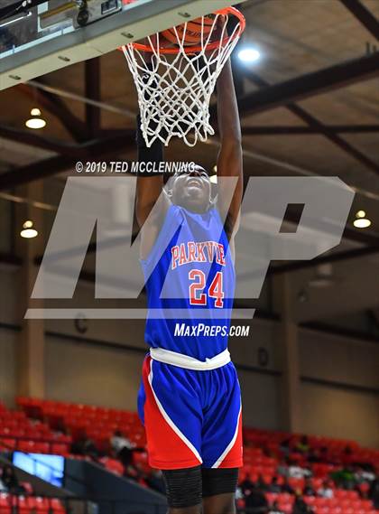 Thumbnail 3 in Parkview vs Wooddale (King Cotton Classic) photogallery.