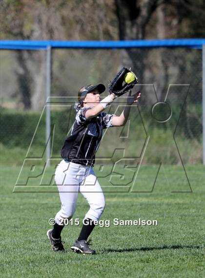 Thumbnail 2 in Casa Roble vs Del Oro (Victory Pre-Season T.O.C.) photogallery.