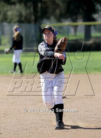 Thumbnail 3 in Casa Roble vs Del Oro (Victory Pre-Season T.O.C.) photogallery.