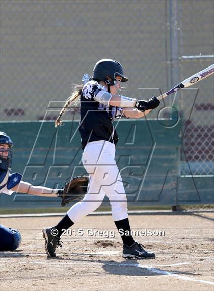 Thumbnail 3 in Casa Roble vs Del Oro (Victory Pre-Season T.O.C.) photogallery.