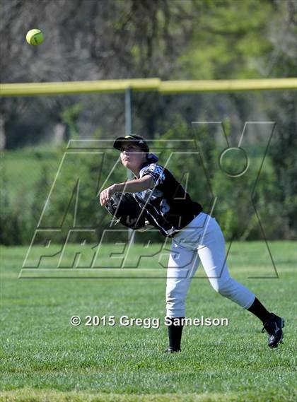 Thumbnail 2 in Casa Roble vs Del Oro (Victory Pre-Season T.O.C.) photogallery.