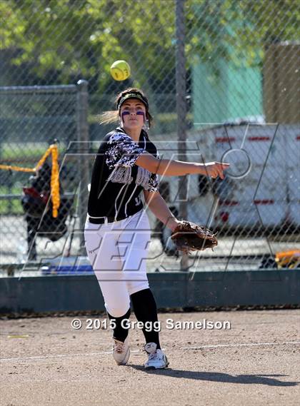 Thumbnail 2 in Casa Roble vs Del Oro (Victory Pre-Season T.O.C.) photogallery.