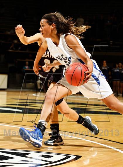 Thumbnail 3 in Arapahoe vs. Highlands Ranch (CHSAA 5A Final Four) photogallery.