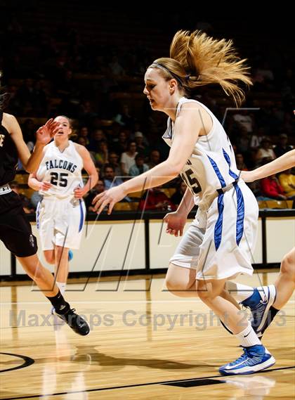 Thumbnail 3 in Arapahoe vs. Highlands Ranch (CHSAA 5A Final Four) photogallery.
