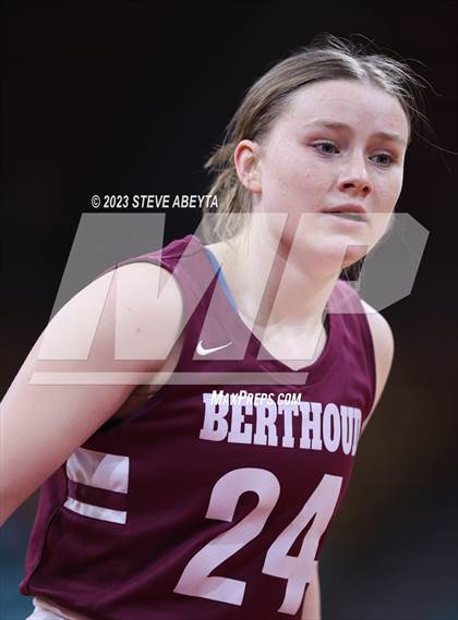Thumbnail 3 in Lutheran vs. Berthoud (CHSAA 4A Great 8) photogallery.