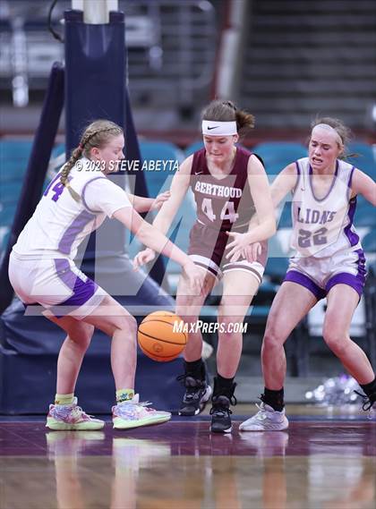 Thumbnail 1 in Lutheran vs. Berthoud (CHSAA 4A Great 8) photogallery.