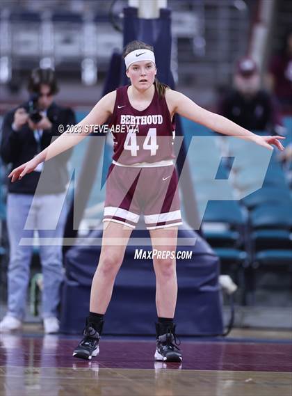 Thumbnail 3 in Lutheran vs. Berthoud (CHSAA 4A Great 8) photogallery.