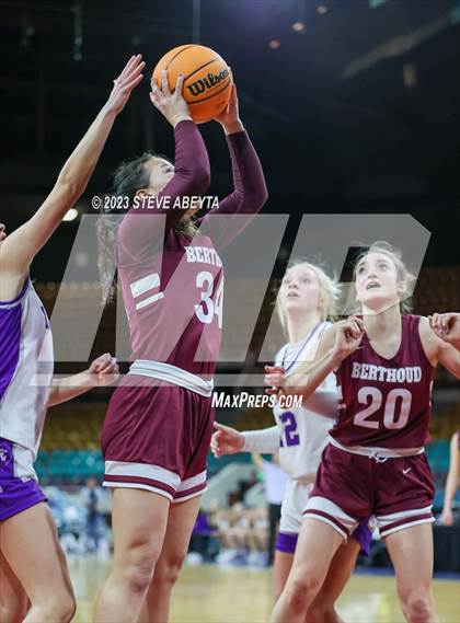 Thumbnail 1 in Lutheran vs. Berthoud (CHSAA 4A Great 8) photogallery.