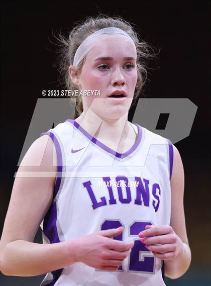 Thumbnail 2 in Lutheran vs. Berthoud (CHSAA 4A Great 8) photogallery.