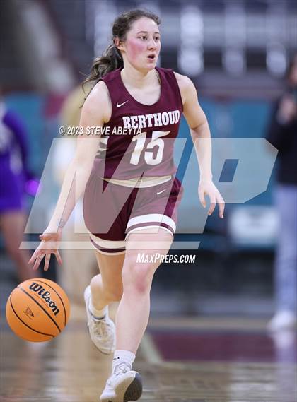 Thumbnail 3 in Lutheran vs. Berthoud (CHSAA 4A Great 8) photogallery.