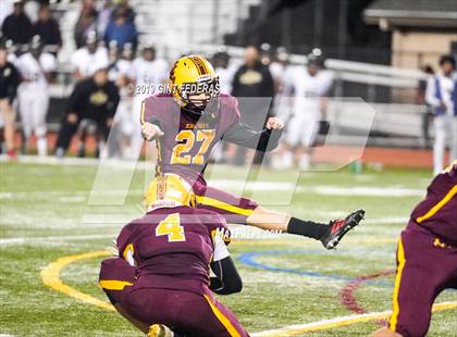 Thumbnail 3 in Hayward @ Las Lomas (CIF NCS D3 Semifinal) photogallery.
