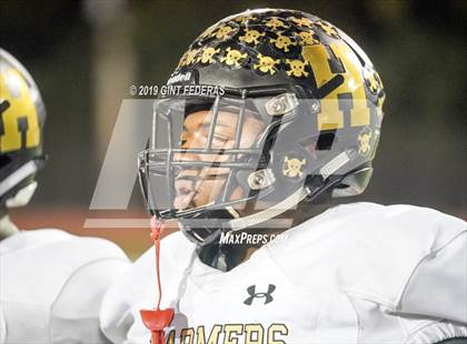 Thumbnail 3 in Hayward @ Las Lomas (CIF NCS D3 Semifinal) photogallery.