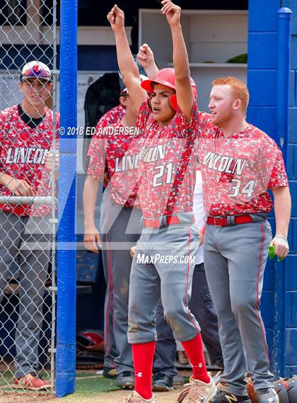Thumbnail 3 in Yerington vs. Lincoln County (NIAA 2A Final) photogallery.