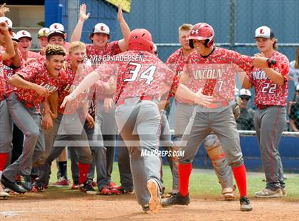 Thumbnail 3 in Yerington vs. Lincoln County (NIAA 2A Final) photogallery.