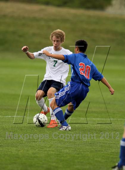 Thumbnail 3 in Centaurus vs. Standley Lake photogallery.