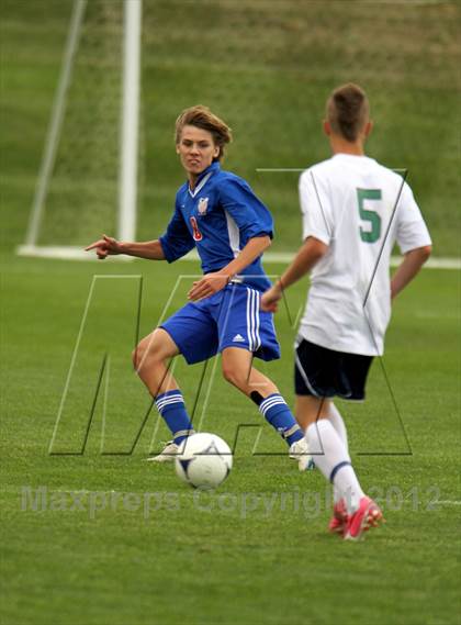 Thumbnail 1 in Centaurus vs. Standley Lake photogallery.