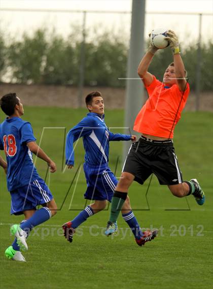 Thumbnail 2 in Centaurus vs. Standley Lake photogallery.