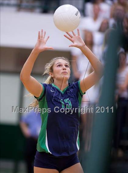 Thumbnail 3 in Woodgrove @ Loudoun Valley photogallery.