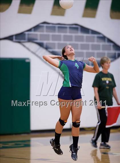 Thumbnail 3 in Woodgrove @ Loudoun Valley photogallery.