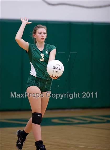 Thumbnail 1 in Woodgrove @ Loudoun Valley photogallery.