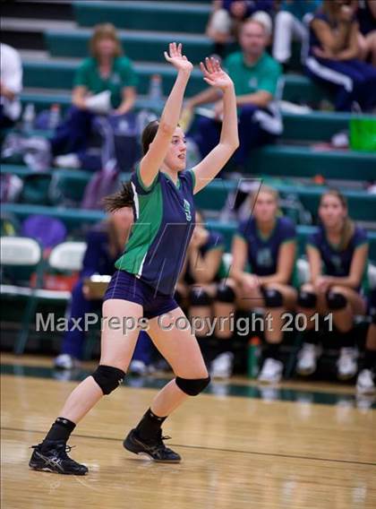 Thumbnail 1 in Woodgrove @ Loudoun Valley photogallery.