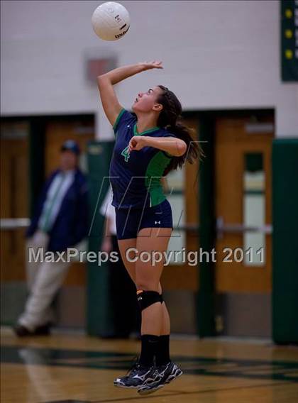 Thumbnail 2 in Woodgrove @ Loudoun Valley photogallery.