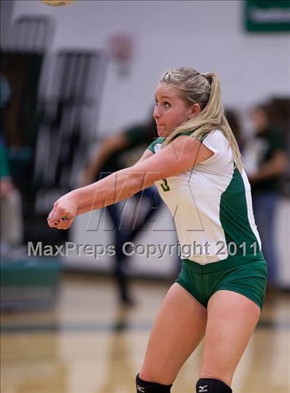 Thumbnail 3 in Woodgrove @ Loudoun Valley photogallery.