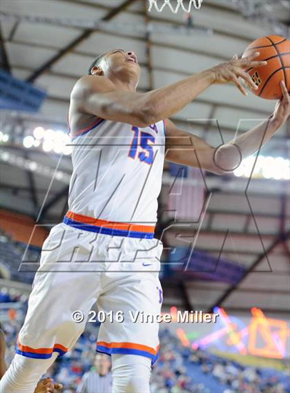 Thumbnail 3 in Rainier Beach vs Lincoln (WIAA 3A Quarterfinal) photogallery.