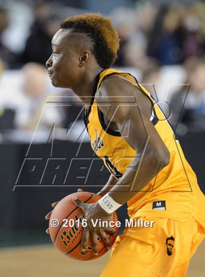 Thumbnail 1 in Rainier Beach vs Lincoln (WIAA 3A Quarterfinal) photogallery.