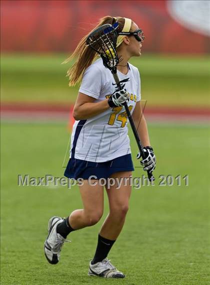 Thumbnail 3 in West Genesee vs. Pittsford (NYSPHSAA Class A Semifinal) photogallery.