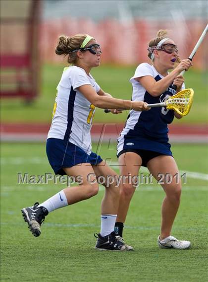 Thumbnail 1 in West Genesee vs. Pittsford (NYSPHSAA Class A Semifinal) photogallery.