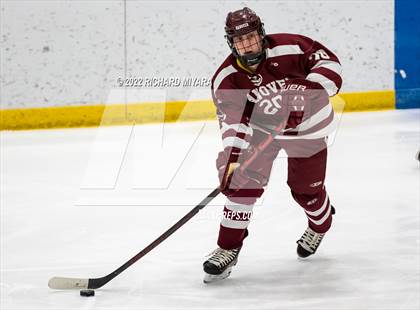 Thumbnail 1 in Concord vs. Hanover (NHIAA Semifinal) photogallery.