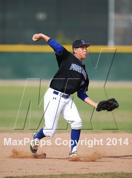 Thumbnail 3 in Catalina Foothills @ Salpointe Catholic photogallery.