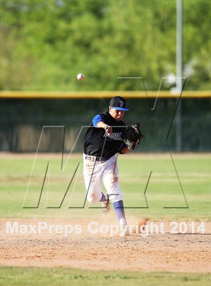 Thumbnail 1 in Catalina Foothills @ Salpointe Catholic photogallery.