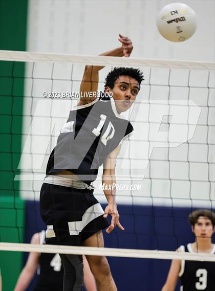 Thumbnail 2 in Cherokee Trail vs. Eaglecrest (CHSAA 5A Round 1) photogallery.