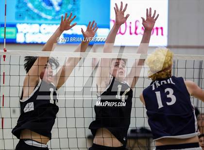 Thumbnail 3 in Cherokee Trail vs. Eaglecrest (CHSAA 5A Round 1) photogallery.