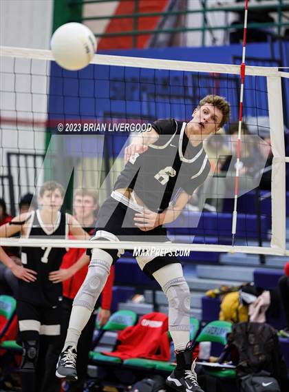 Thumbnail 2 in Cherokee Trail vs. Eaglecrest (CHSAA 5A Round 1) photogallery.