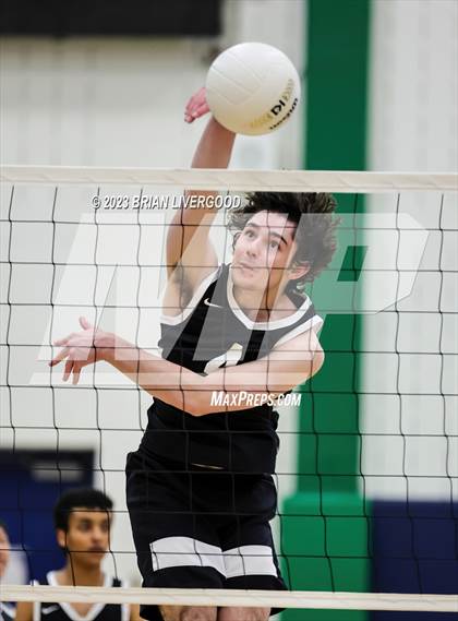 Thumbnail 2 in Cherokee Trail vs. Eaglecrest (CHSAA 5A Round 1) photogallery.